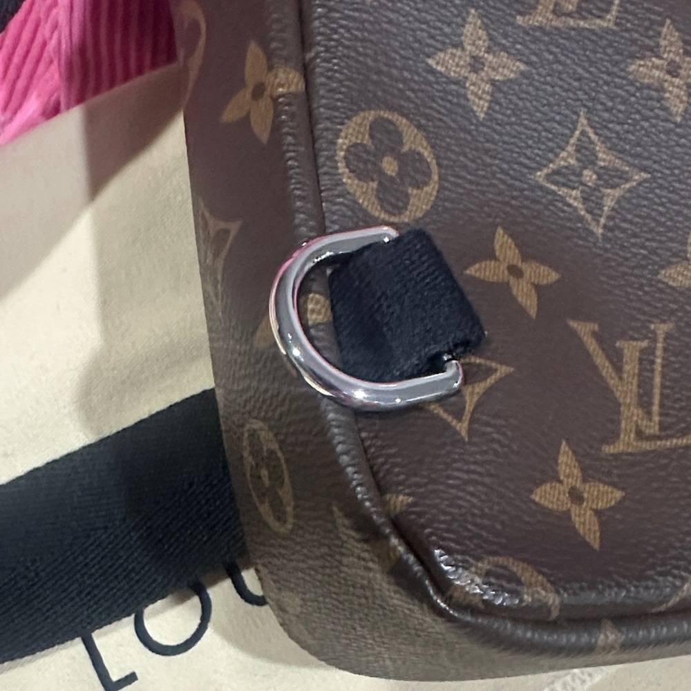 Canvas Monogram Inspired Avenue Sling unisex Bag Never Worn New condition - Picture 14 of 16